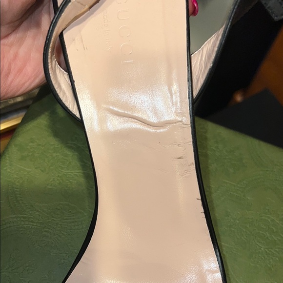 Gucci Black and Gold Heeled Sandals - Picture 7 of 7